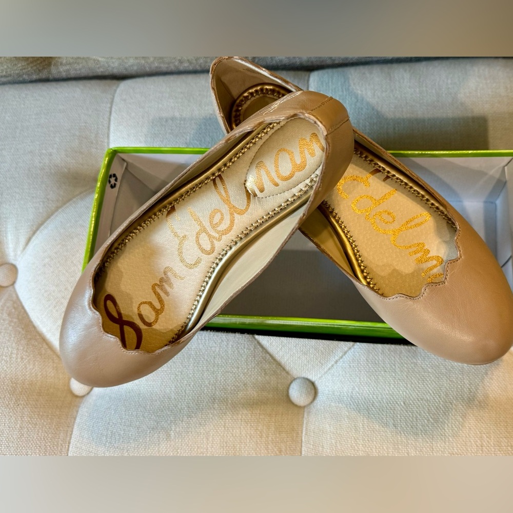 New in box! Sam Edelman flats 6.5